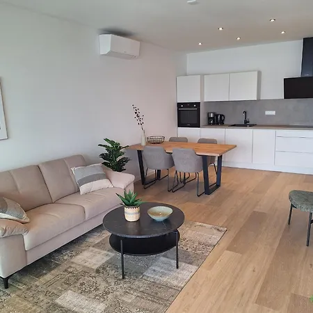 Royal Dutch 7 Apartman Trogir