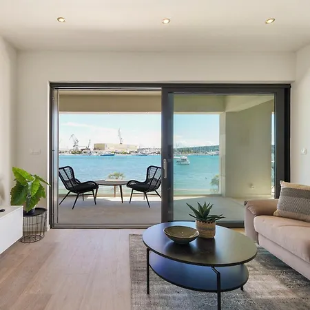 Royal Dutch 7 Apartman