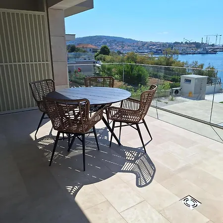 Apartman Royal Dutch 7 *